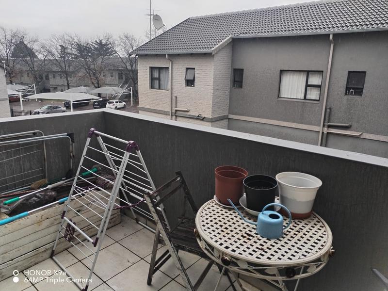 To Let 2 Bedroom Property for Rent in Rynfield A H Gauteng