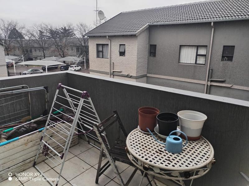 To Let 2 Bedroom Property for Rent in Rynfield A H Gauteng
