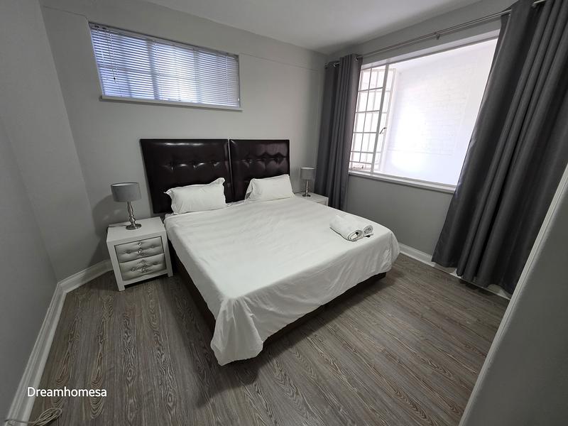 To Let 5 Bedroom Property for Rent in Sandton Central Gauteng