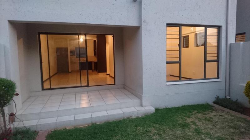 2 Bedroom Property for Sale in Bryanston Gauteng