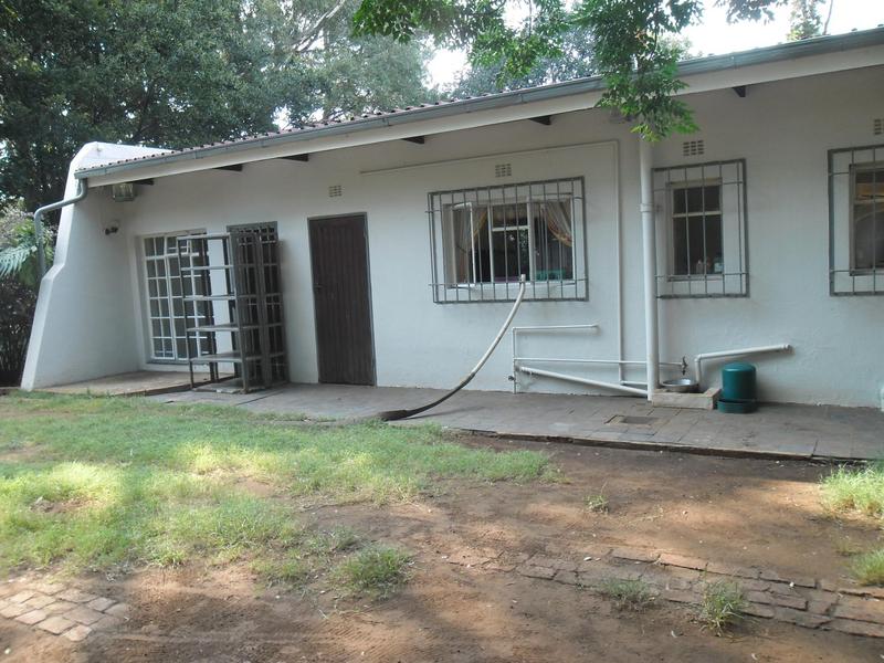 To Let 2 Bedroom Property for Rent in Raslouw Gauteng