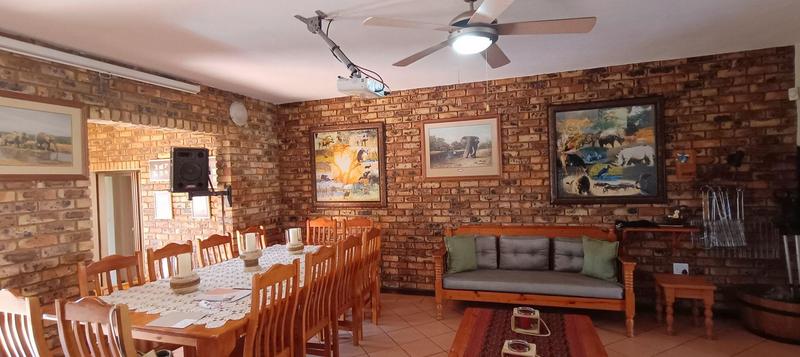 5 Bedroom Property for Sale in Theresa Park Gauteng