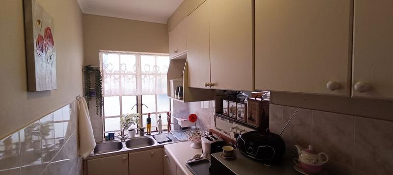 5 Bedroom Property for Sale in Theresa Park Gauteng