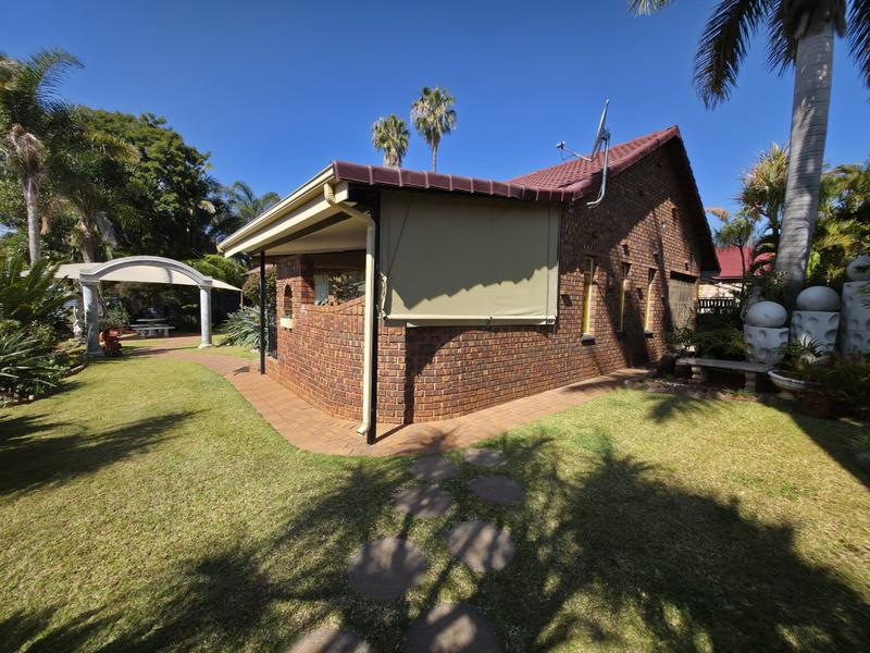 4 Bedroom Property for Sale in Dorandia Gauteng