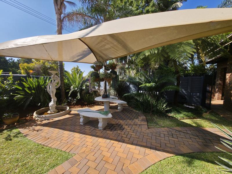 4 Bedroom Property for Sale in Dorandia Gauteng