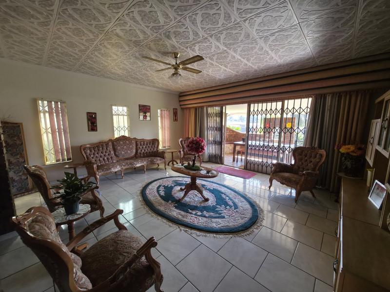 4 Bedroom Property for Sale in Dorandia Gauteng