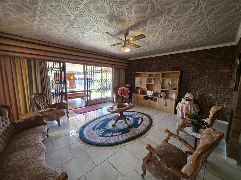 4 Bedroom Property for Sale in Dorandia Gauteng