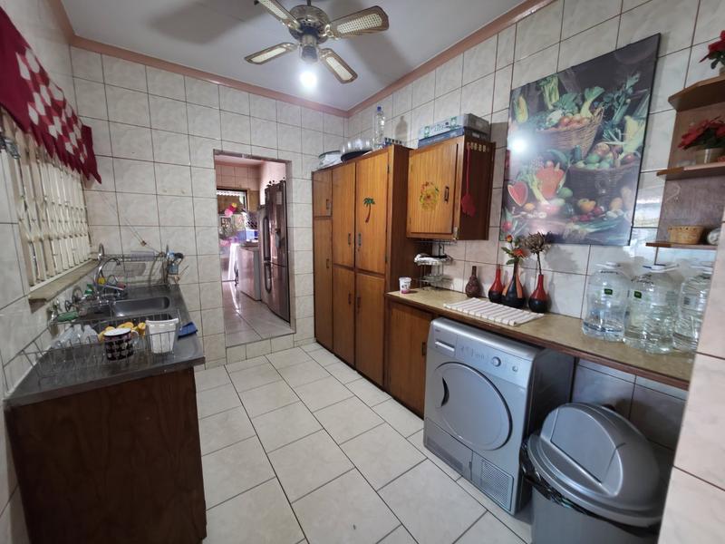 4 Bedroom Property for Sale in Dorandia Gauteng