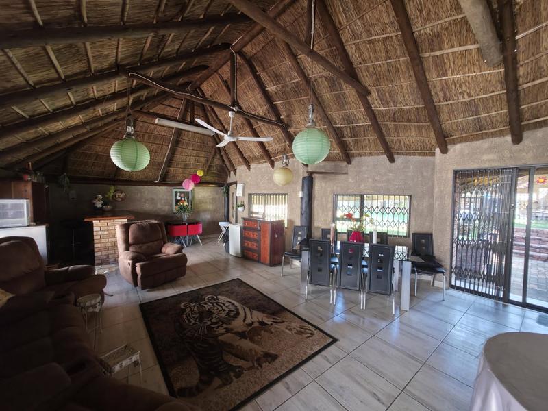 4 Bedroom Property for Sale in Dorandia Gauteng