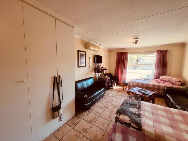 1 Bedroom Property for Sale in Rietfontein Gauteng
