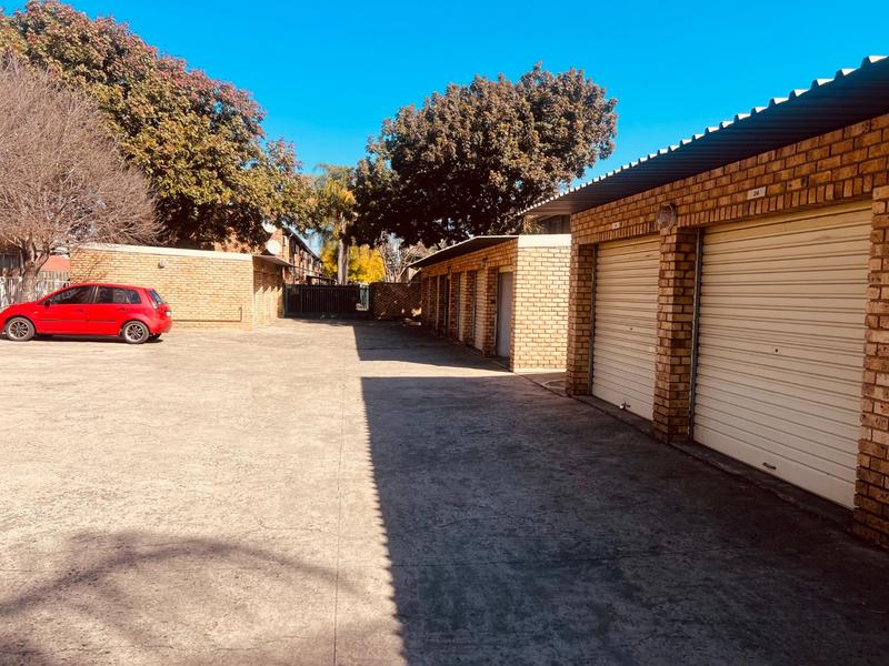 1 Bedroom Property for Sale in Rietfontein Gauteng