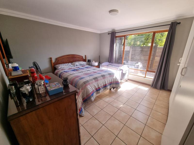 4 Bedroom Property for Sale in Brackenhurst Gauteng