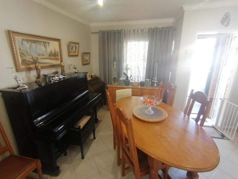 To Let 2 Bedroom Property for Rent in Bergbron Gauteng