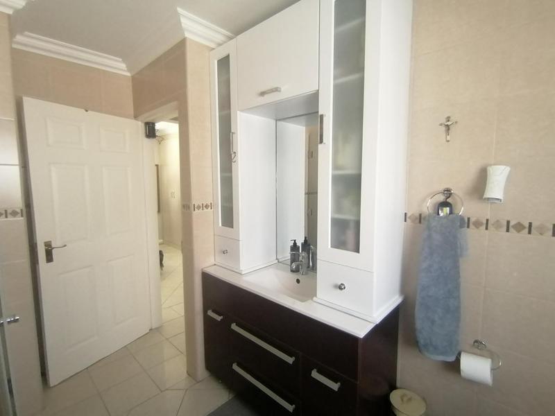 To Let 2 Bedroom Property for Rent in Bergbron Gauteng