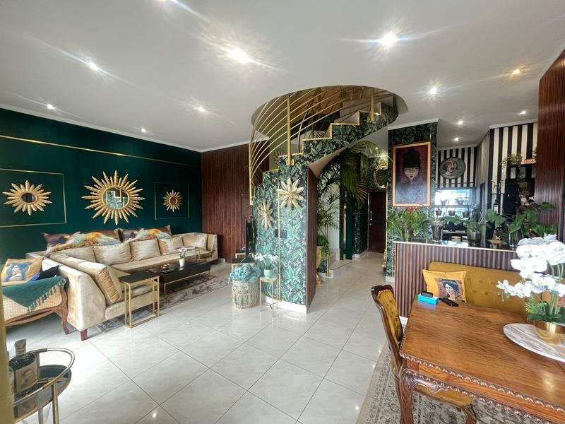 3 Bedroom Property for Sale in Sandhurst Gauteng