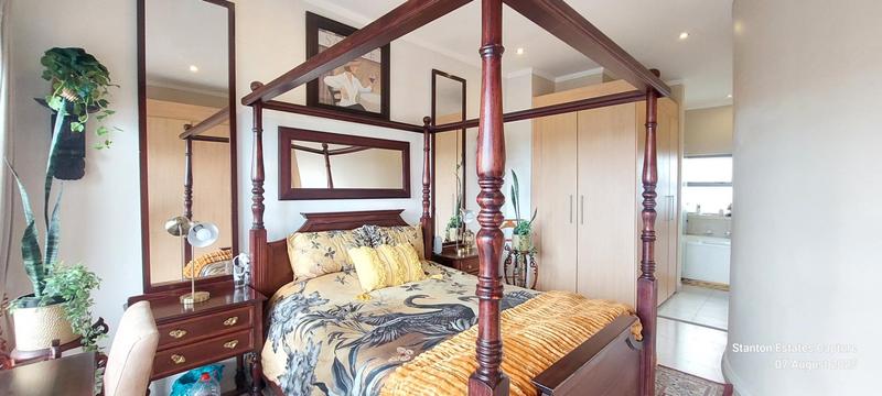 3 Bedroom Property for Sale in Sandhurst Gauteng