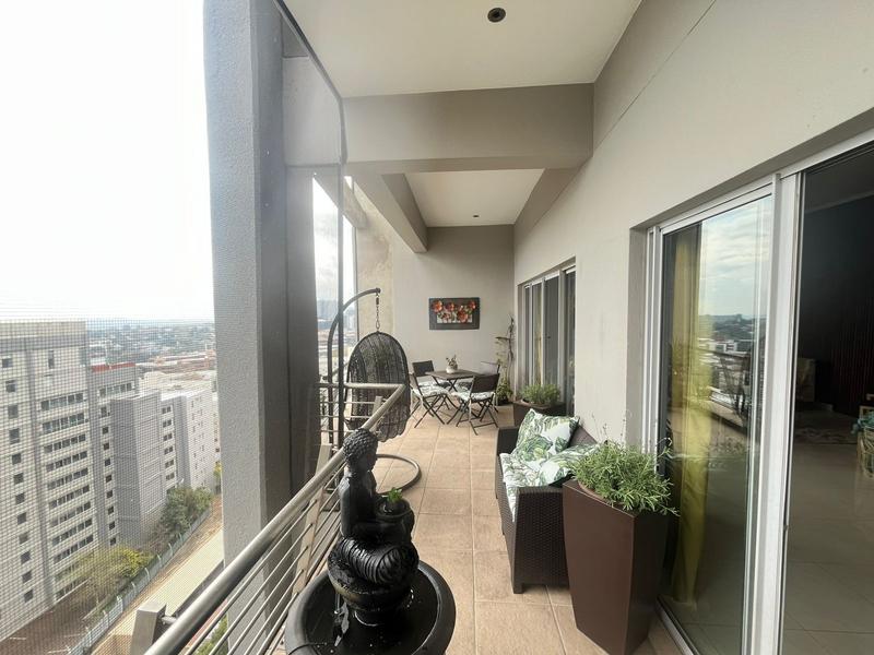 3 Bedroom Property for Sale in Sandhurst Gauteng