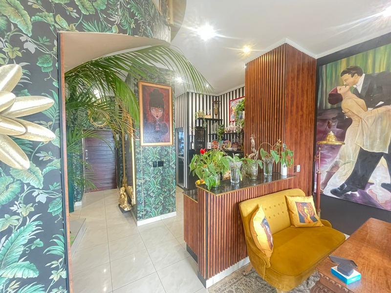 3 Bedroom Property for Sale in Sandhurst Gauteng