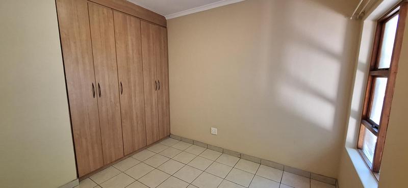 To Let 2 Bedroom Property for Rent in Garsfontein Gauteng