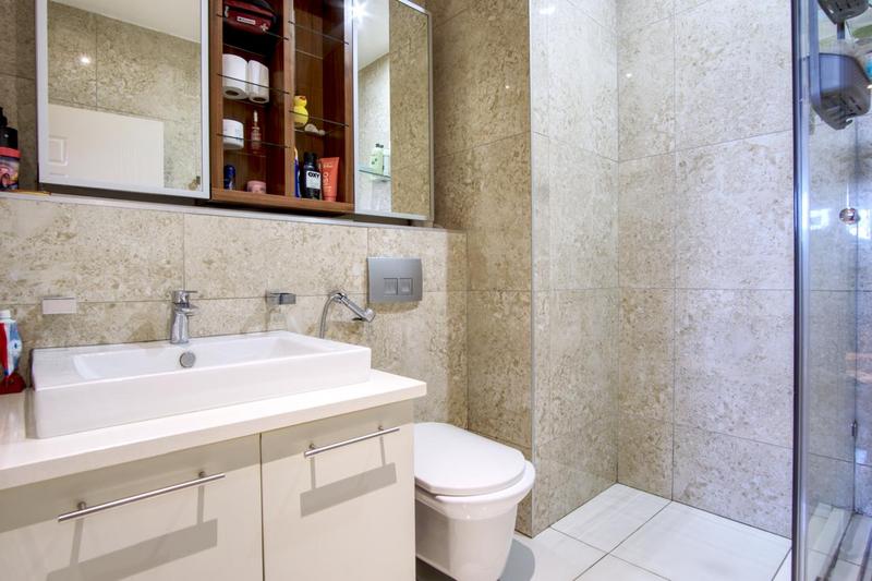 To Let 2 Bedroom Property for Rent in Emmarentia Gauteng