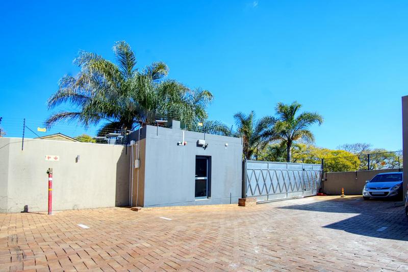 To Let 2 Bedroom Property for Rent in Emmarentia Gauteng
