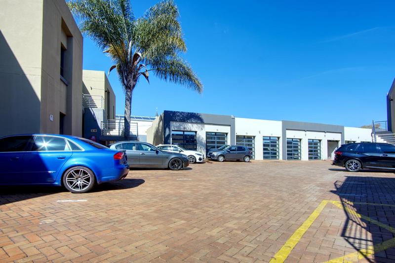 To Let 2 Bedroom Property for Rent in Emmarentia Gauteng