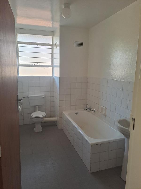 To Let 3 Bedroom Property for Rent in Florida Park Gauteng