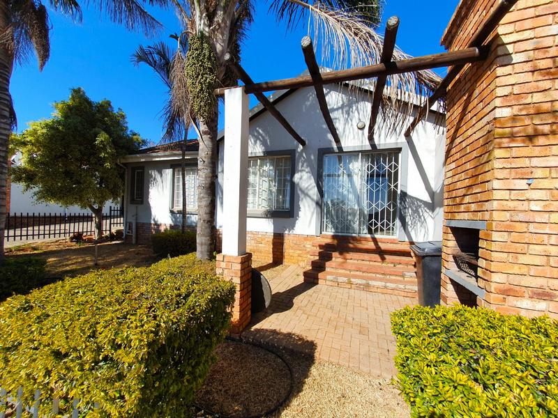 3 Bedroom Property for Sale in Amandasig Gauteng