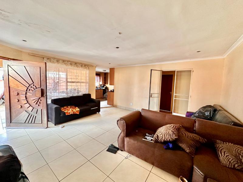 4 Bedroom Property for Sale in Claremont Gauteng