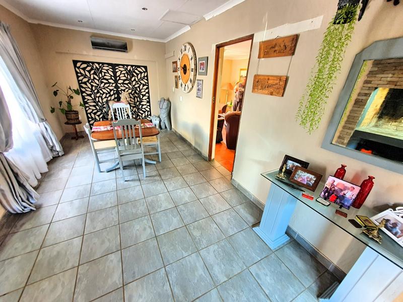 2 Bedroom Property for Sale in Hesteapark Gauteng