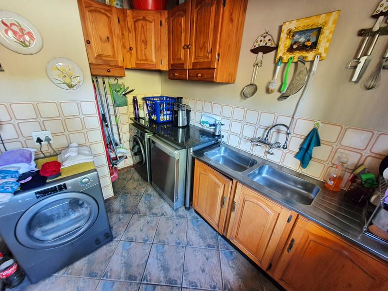 3 Bedroom Property for Sale in Theresa Park Gauteng