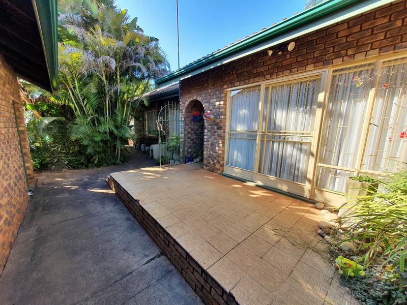3 Bedroom Property for Sale in Theresa Park Gauteng