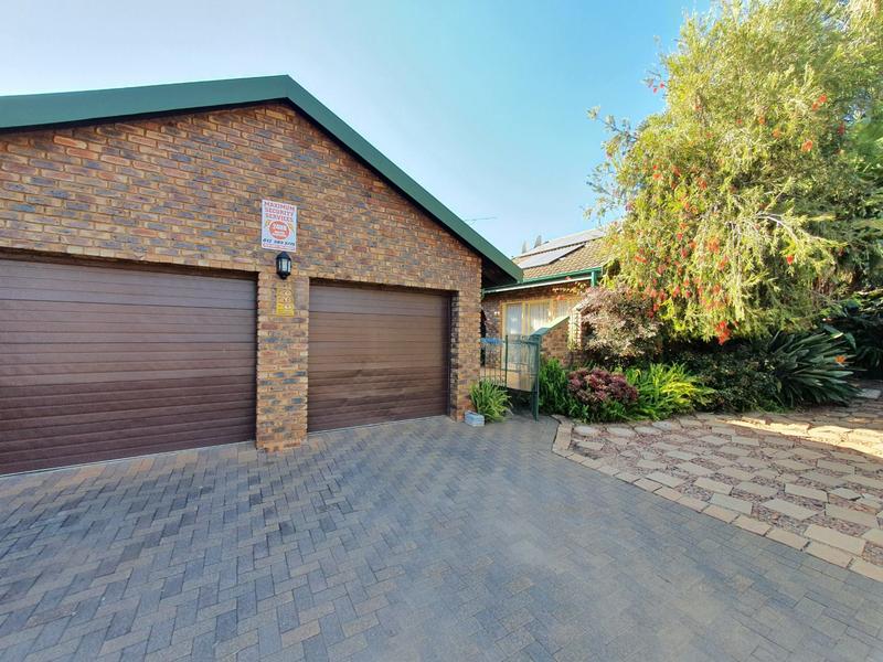 3 Bedroom Property for Sale in Theresa Park Gauteng