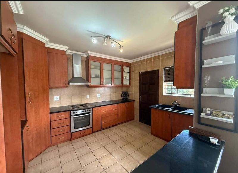 To Let 3 Bedroom Property for Rent in Johannesburg Gauteng