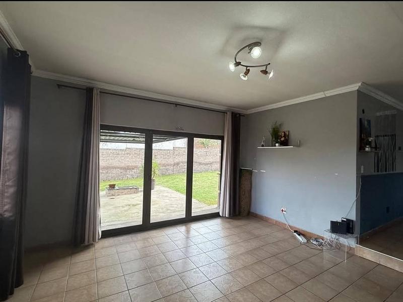 To Let 3 Bedroom Property for Rent in Johannesburg Gauteng