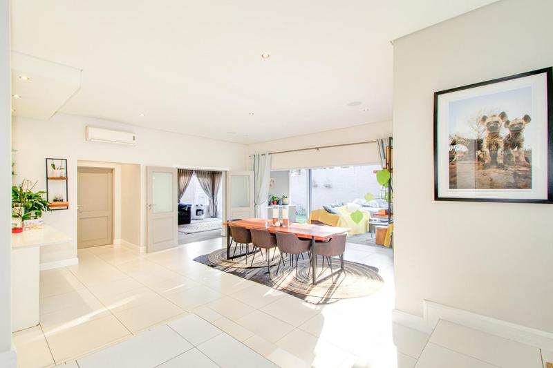 To Let 3 Bedroom Property for Rent in Bryanston Gauteng