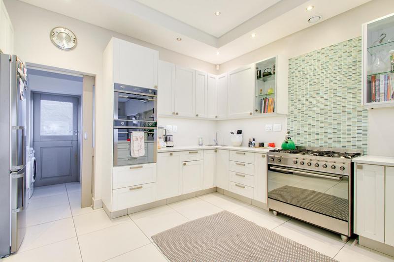 To Let 3 Bedroom Property for Rent in Bryanston Gauteng