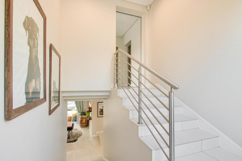 To Let 3 Bedroom Property for Rent in Bryanston Gauteng