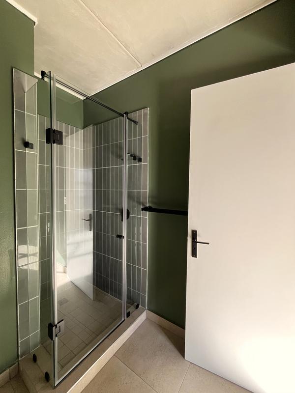 1 Bedroom Property for Sale in Lynnwood Glen Gauteng