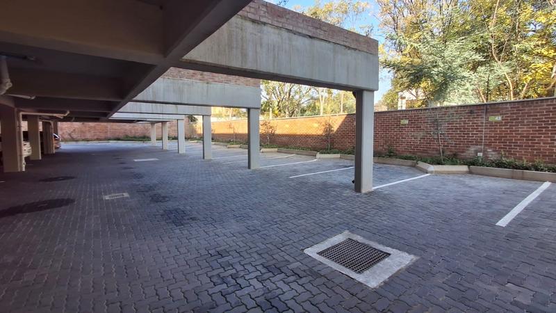 To Let 1 Bedroom Property for Rent in Lynnwood Glen Gauteng
