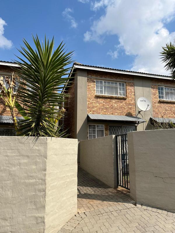 2 Bedroom Property for Sale in Birchleigh Gauteng