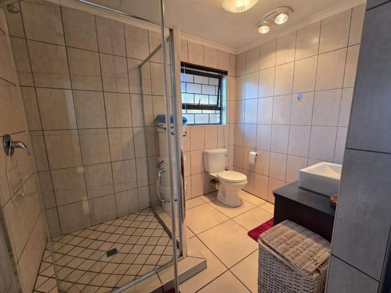 5 Bedroom Property for Sale in Vanderbijlpark SE 4 Gauteng