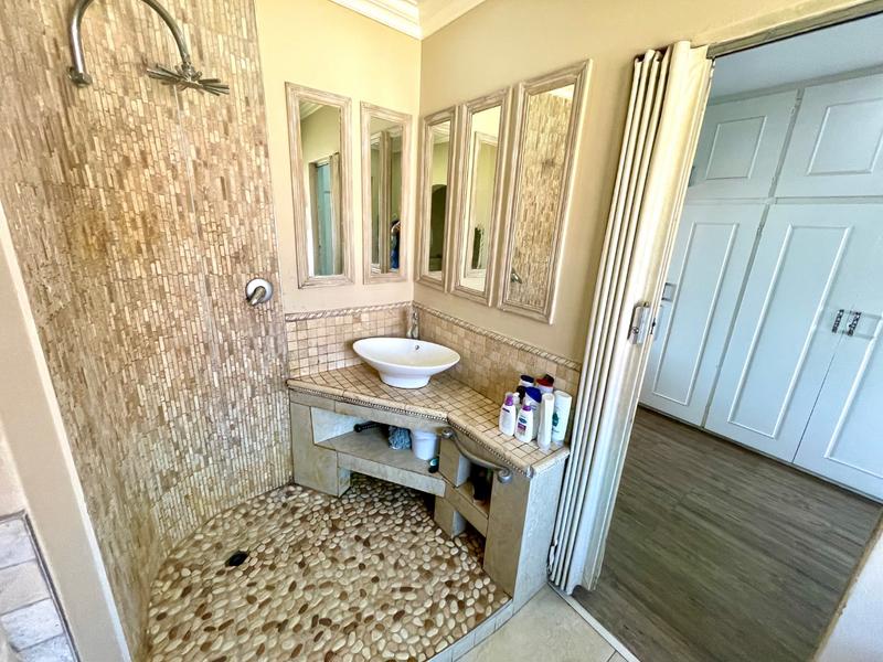 4 Bedroom Property for Sale in Rant En Dal Gauteng