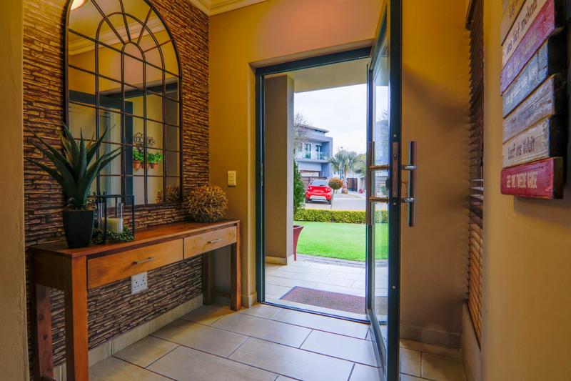 4 Bedroom Property for Sale in Copperleaf Estate Gauteng