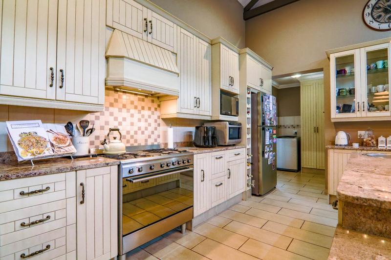 4 Bedroom Property for Sale in Copperleaf Estate Gauteng