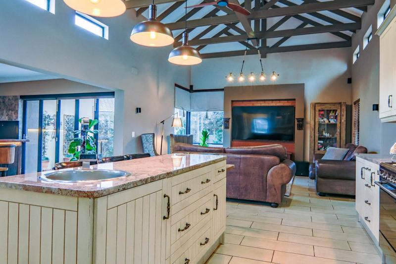 4 Bedroom Property for Sale in Copperleaf Estate Gauteng