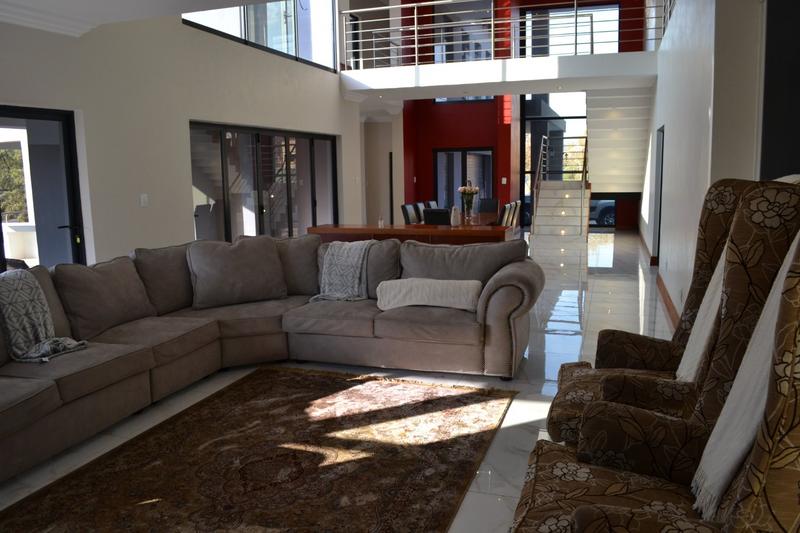 5 Bedroom Property for Sale in Copperleaf Estate Gauteng