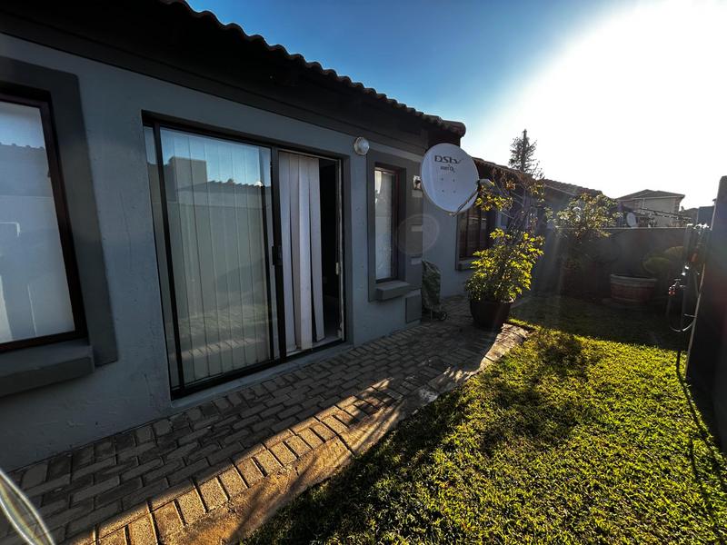To Let 2 Bedroom Property for Rent in The Reeds Gauteng