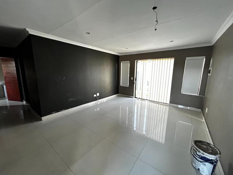 To Let 2 Bedroom Property for Rent in The Reeds Gauteng