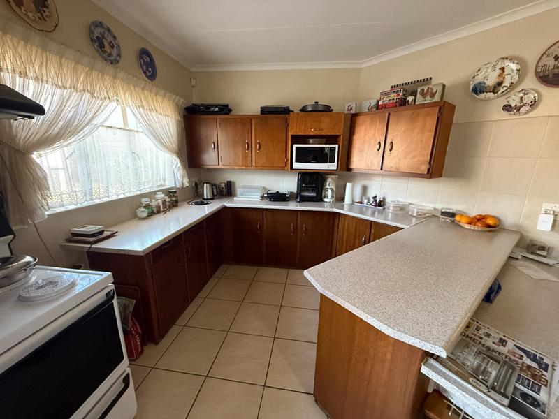3 Bedroom Property for Sale in Rooihuiskraal Gauteng